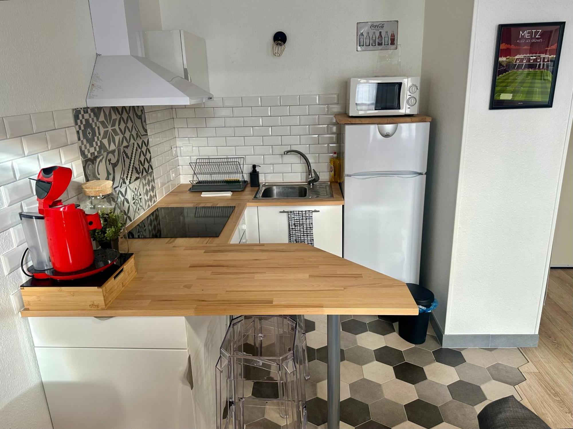 Lecathedrale : F2 Au Coeur De Metz ! Apartamento Exterior foto