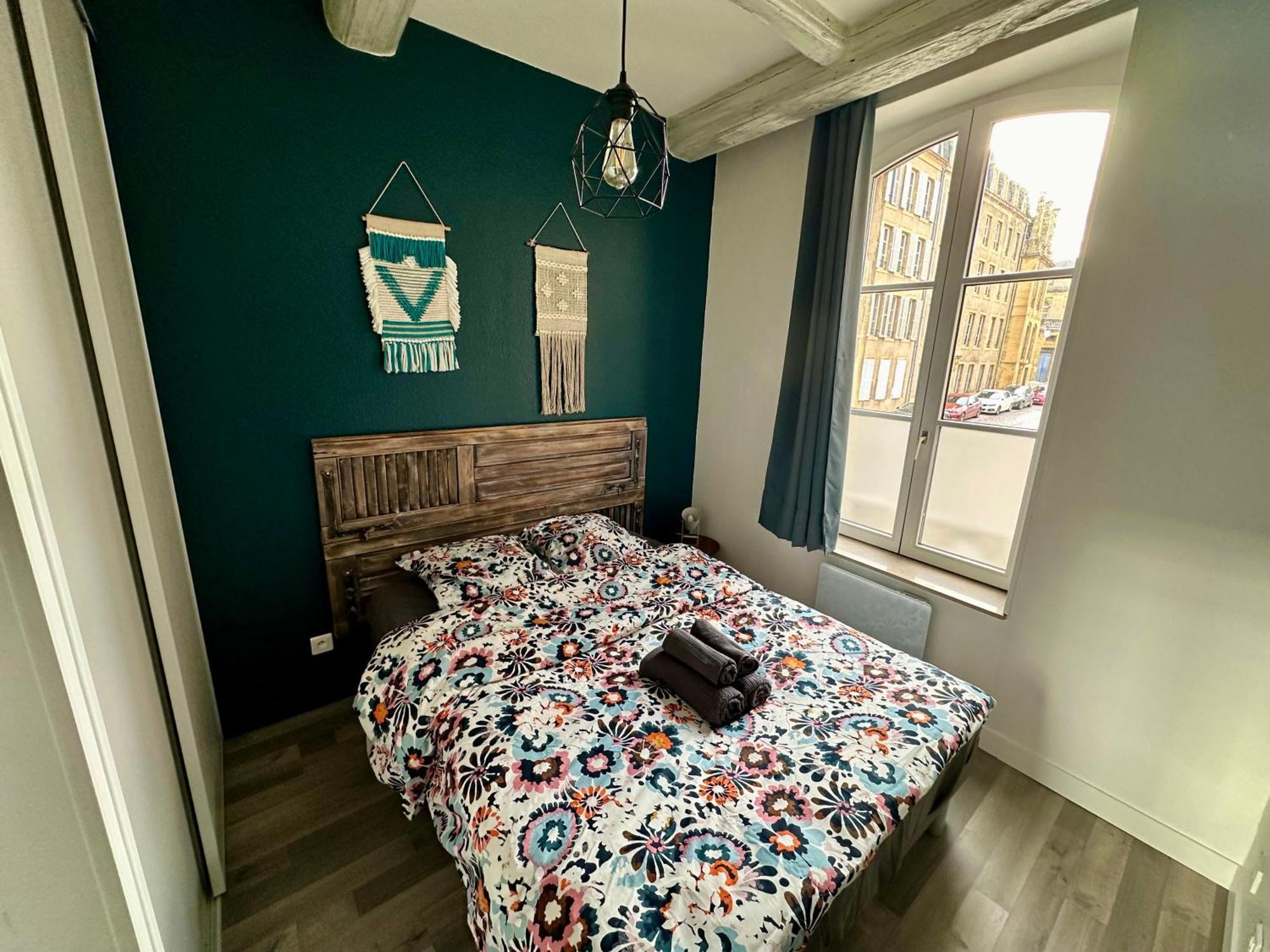 Lecathedrale : F2 Au Coeur De Metz ! Apartamento Exterior foto